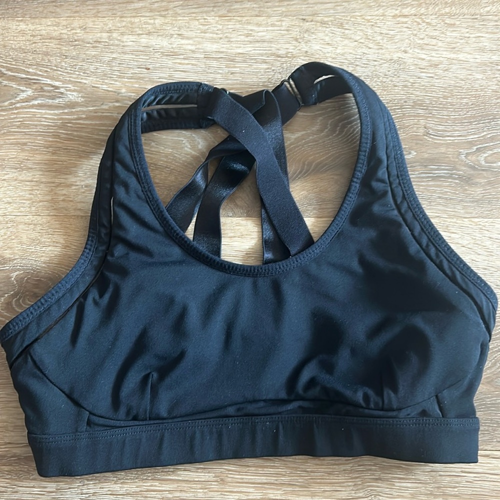 EUC FABLETICS Belle High Impact Sports Bra - black size Med